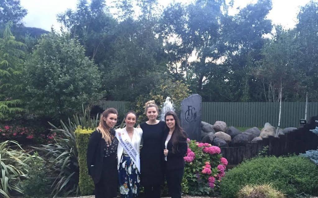 Four Seasons Hotel, Carlingford Bagian luar foto